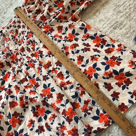 Elizabeth and James, blue and orange floral top with tucks size large - Picture 6 of 8